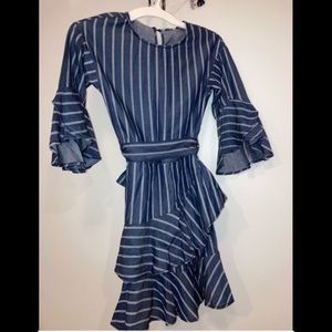 Habitual girls (Dillard’s) denim cute elbow sleve!